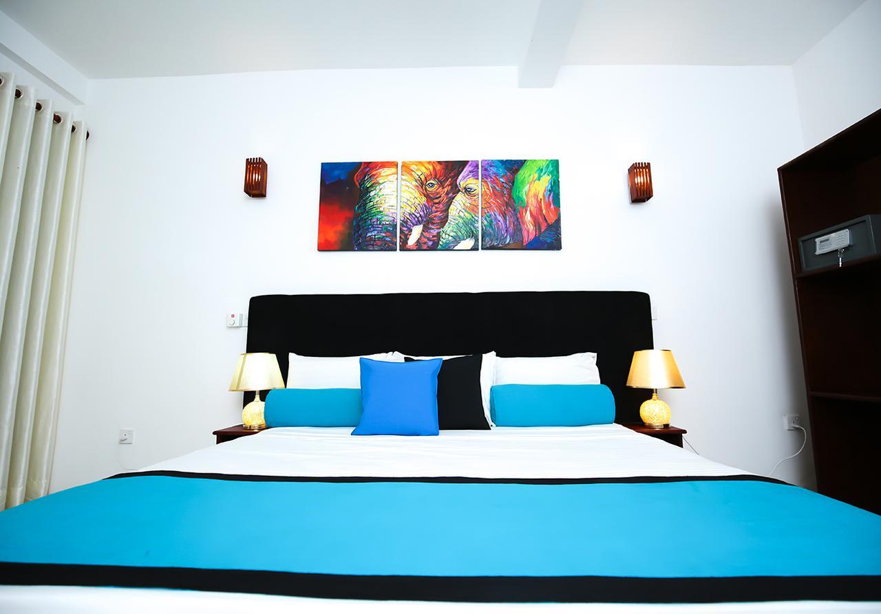 Celestial Inn Mirissa Bagian luar foto